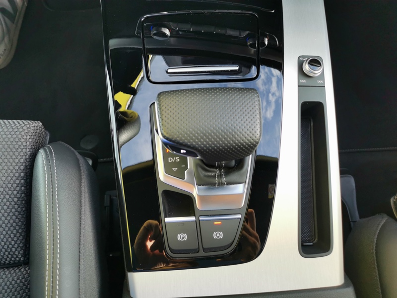 Image Audi Q5 SPORTBACK 40 TDI quattro S line 204 ch S-tronic7 MHEV HYBRID Siège chauffant Toit ouvrant Caméra Coffre électr