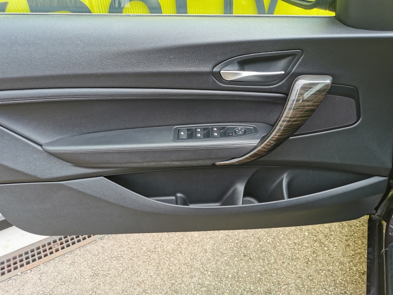 Image BMW SÉRIE 2 CABRIO 220 d Luxury 190 ch S8 Caméra Bluetooth Gps Siège chauffant Régulateur/Limiteur Clim Bi-zone 