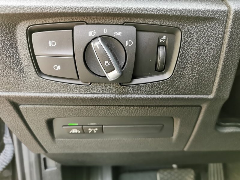 Image BMW SÉRIE 2 CABRIO 220 d Luxury 190 ch S8 Caméra Bluetooth Gps Siège chauffant Régulateur/Limiteur Clim Bi-zone 