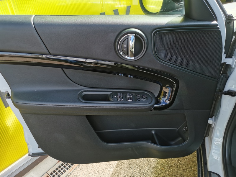 Image MINI COUNTRYMAN Cooper SD Chili 2.0 190 ch Toit ouvrant Caméra Gps Bluetooth Régulateur/Limiteur Clim Bi-zone 