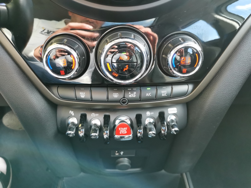 Image MINI COUNTRYMAN Cooper SD Chili 2.0 190 ch Toit ouvrant Caméra Gps Bluetooth Régulateur/Limiteur Clim Bi-zone 