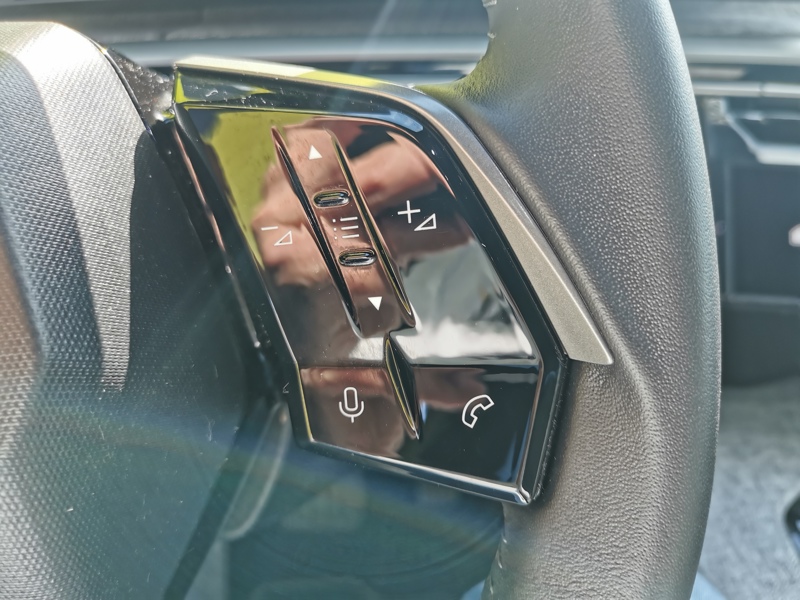 Image Peugeot 〳㠰⠠䑐⠩ㄱ㈮㈰ⴳ⤾ Mhev Hybrid 136 ch Allure E-DCS6 Mirror Screen Caméra Gps Bluetooth Clim Bi-zone Régulateur/Limiteur