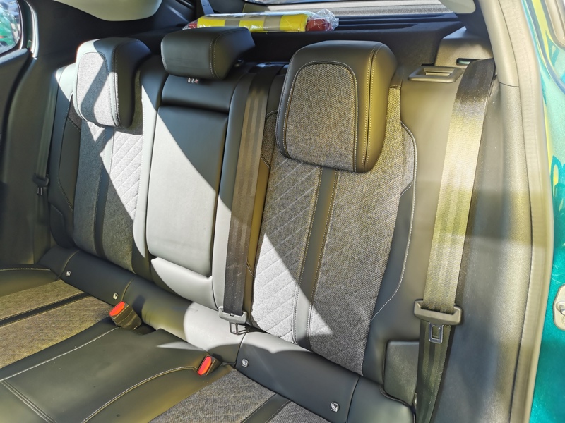 Image Peugeot 408 Allure Pack 1.2 130 ch EAT8 Mirror Screen GPS Caméra Démarrage ss clé Clim auto 