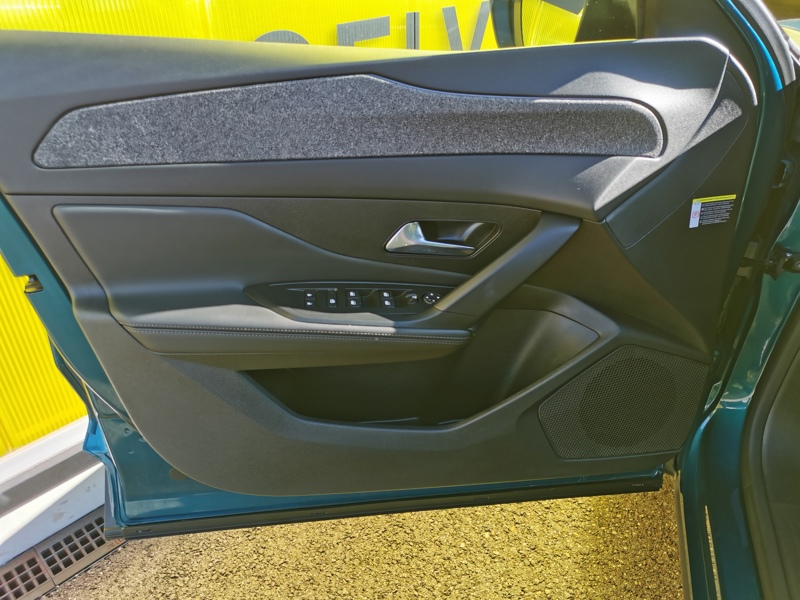 Image Peugeot 408 Allure Pack 1.2 130 ch EAT8 Mirror Screen GPS Caméra Démarrage ss clé Clim auto 