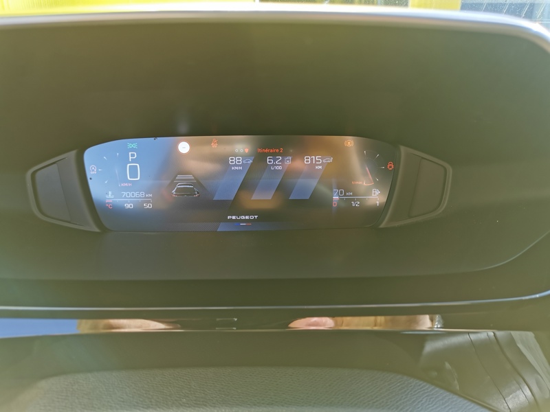 Image Peugeot 408 Allure Pack 1.2 130 ch EAT8 Mirror Screen GPS Caméra Démarrage ss clé Clim auto 