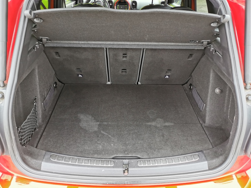 Image MINI COUNTRYMAN Cooper Chili 1.5 136 ch BVA6 Bluetooth Gps Caméra Coffre électrique Clim Bi-zone 