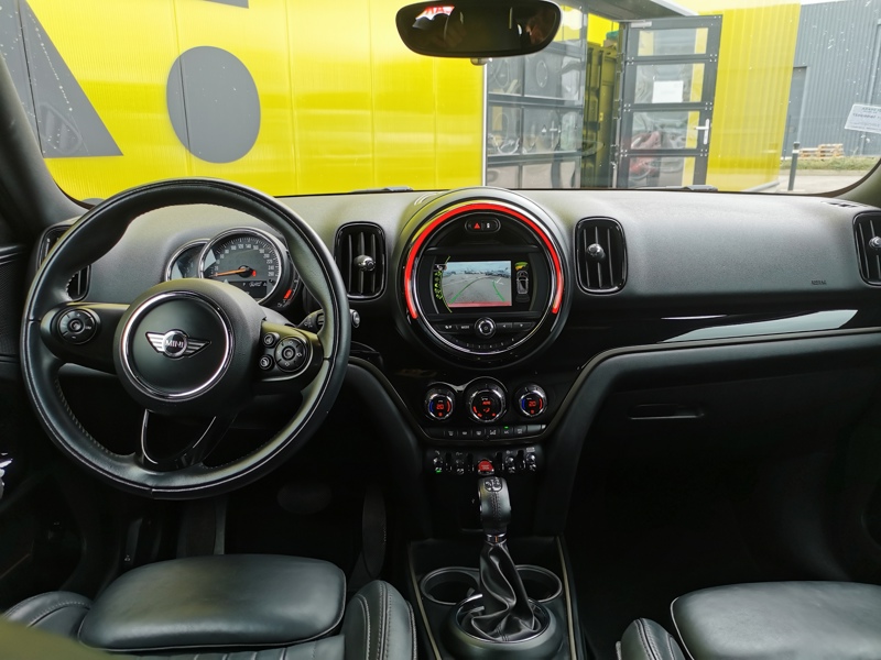 Image MINI COUNTRYMAN Cooper Chili 1.5 136 ch BVA6 Bluetooth Gps Caméra Coffre électrique Clim Bi-zone 