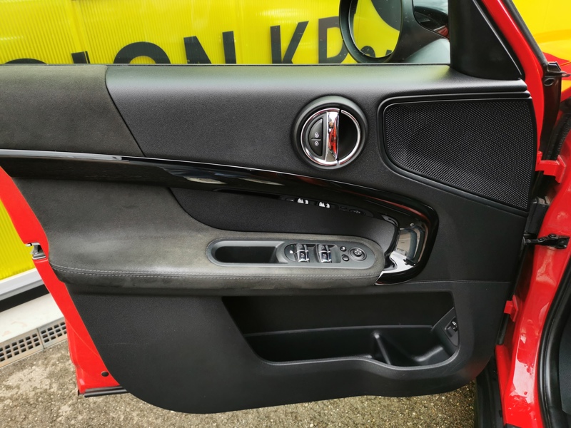 Image MINI COUNTRYMAN Cooper Chili 1.5 136 ch BVA6 Bluetooth Gps Caméra Coffre électrique Clim Bi-zone 