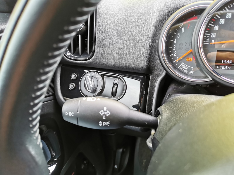 Image MINI COUNTRYMAN Cooper Chili 1.5 136 ch BVA6 Bluetooth Gps Caméra Coffre électrique Clim Bi-zone 