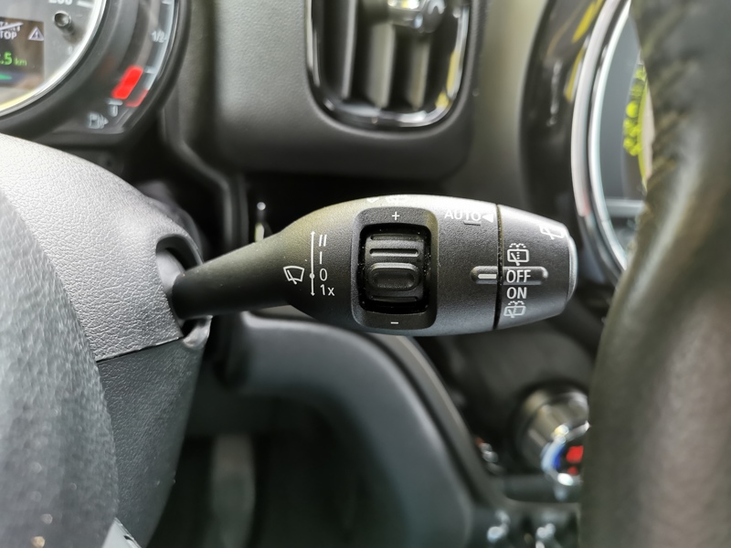 Image MINI COUNTRYMAN Cooper Chili 1.5 136 ch BVA6 Bluetooth Gps Caméra Coffre électrique Clim Bi-zone 