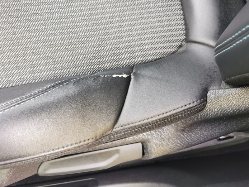 Image Peugeot 3008 II Allure 1.5 BlueHDI 130 ch EAT8 Feux auto Démarrage ss clé Caméra Bluetooth Gps 