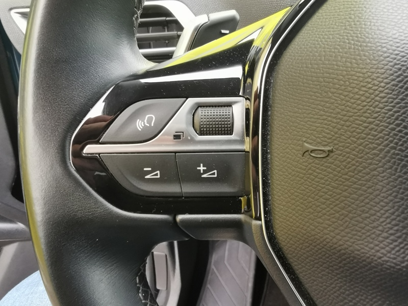 Image Peugeot 3008 II Allure 1.5 BlueHDI 130 ch EAT8 Feux auto Démarrage ss clé Caméra Bluetooth Gps 