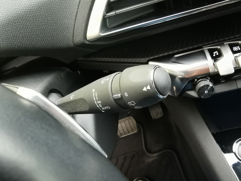 Image Peugeot 3008 II Allure 1.5 BlueHDI 130 ch EAT8 Feux auto Démarrage ss clé Caméra Bluetooth Gps 