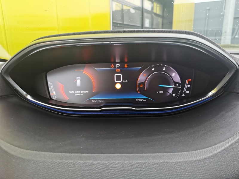 Image Peugeot 3008 II Allure 1.5 BlueHDI 130 ch EAT8 Feux auto Démarrage ss clé Caméra Bluetooth Gps 