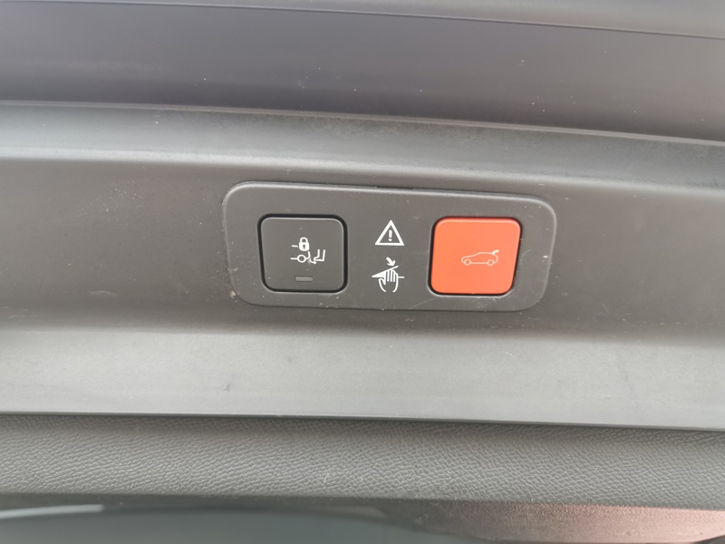 Image Peugeot 5008 GT Line 1.6 165 ch EAT6 7 places Caméra Gps Apple Carplay Coffre électrique Régulateur/Limiteur 