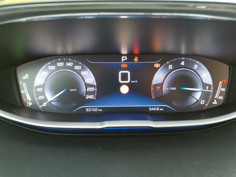 Image Peugeot 5008 GT Line 1.6 165 ch EAT6 7 places Caméra Gps Apple Carplay Coffre électrique Régulateur/Limiteur 