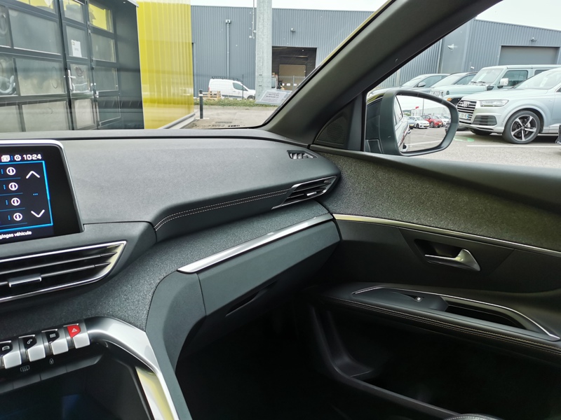 Image Peugeot 5008 GT Line 1.6 165 ch EAT6 7 places Caméra Gps Apple Carplay Coffre électrique Régulateur/Limiteur 