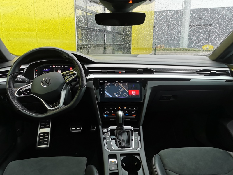 Image Volkswagen 牁整湯⠠䠳⤸〨⸷〲〲㸭) R-Line 2.0 TDI 150 ch DSG7 Siège chauffant av/ar Coffre électrique Toit ouvrant Caméra Gps Bluetooth