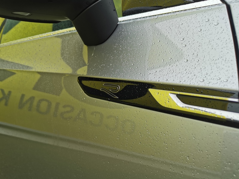 Image Volkswagen 牁整湯⠠䠳⤸〨⸷〲〲㸭) R-Line 2.0 TDI 150 ch DSG7 Siège chauffant av/ar Coffre électrique Toit ouvrant Caméra Gps Bluetooth