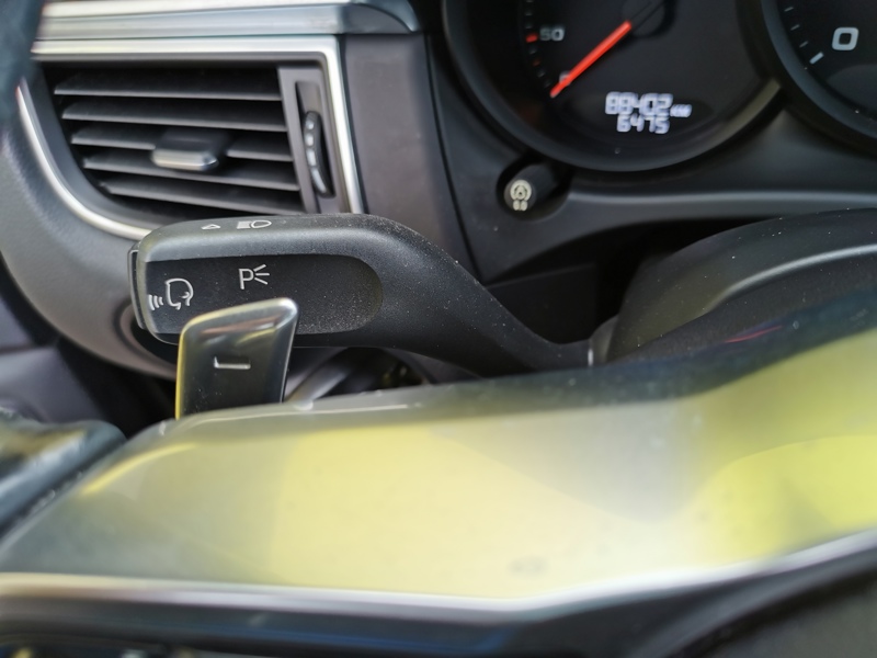 Image Porsche 慍慣⁮吨灹㤠䈵⠩ㄱ㈮㄰ⴳ⤾ 2.0 252 ch PDK7 Cuir électrique à mémoire chauffant Toit ouvrant Radar de stationnement Attelage éle