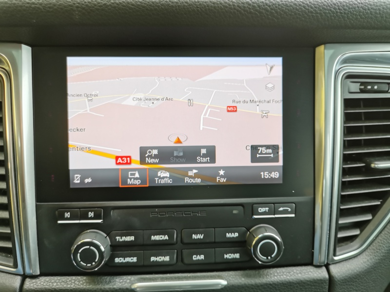 Image Porsche 慍慣⁮吨灹㤠䈵⠩ㄱ㈮㄰ⴳ⤾ 2.0 252 ch PDK7 Cuir électrique à mémoire chauffant Toit ouvrant Radar de stationnement Attelage éle