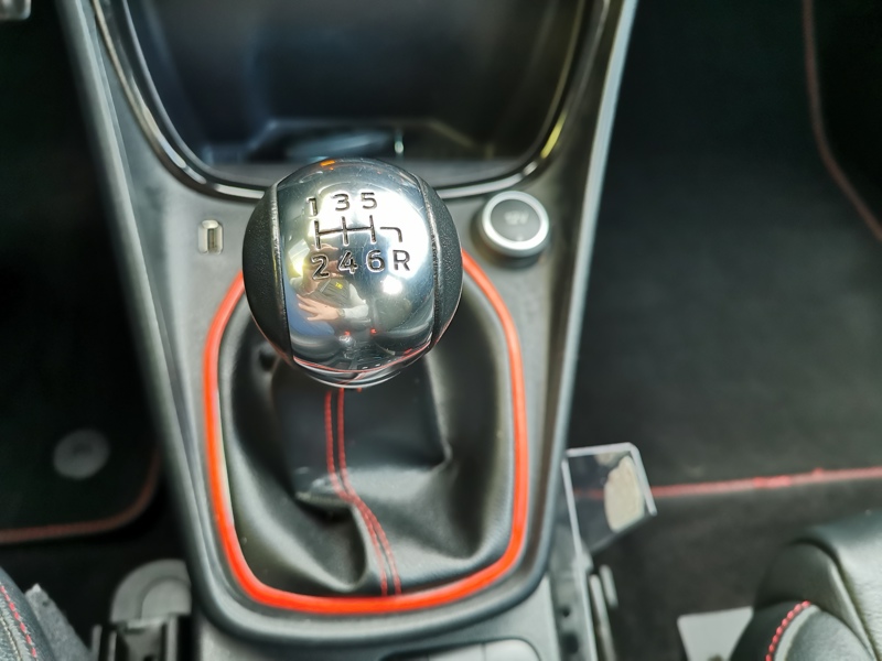 Image Ford 畐慭⠠〲㤱㸭) ST-Line X 1.0 EcoBoost MHEV 155 ch Régulateur/Limiteur Gps Bluetooth Clim auto Feux auto Radar de st