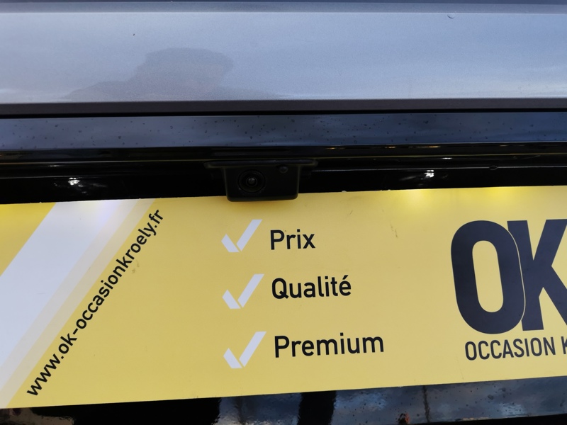 Image Peugeot 〳‸倨⤵〨⸶〲ㄲ㸭) GT Pack 1.5 BlueHDI 130 ch EAT8 Cuir électrique à mémoire chauffant/massant Toit ouvrant Focal Camér