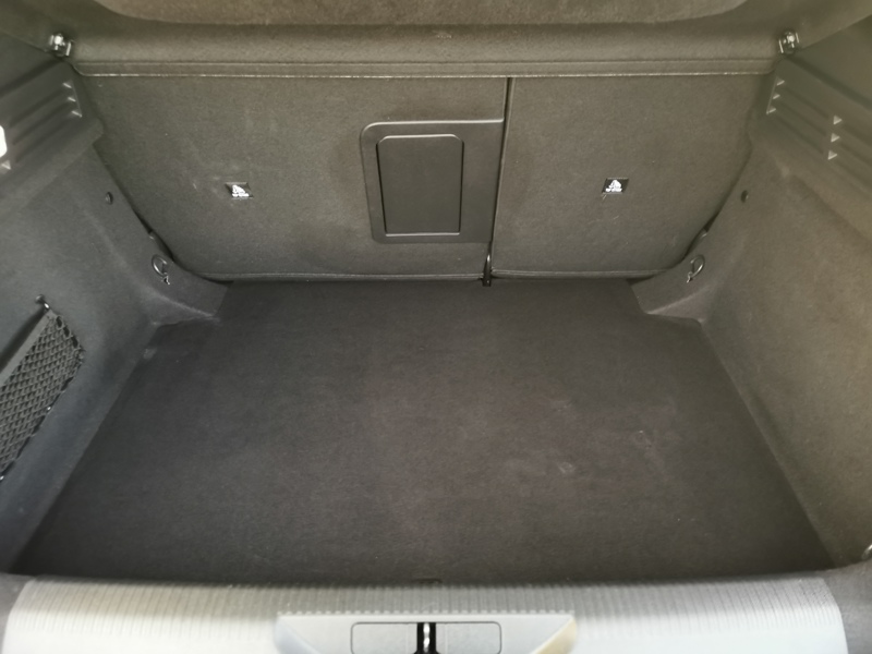 Image Peugeot 〳‸倨⤵〨⸶〲ㄲ㸭) GT Pack 1.5 BlueHDI 130 ch EAT8 Cuir électrique à mémoire chauffant/massant Toit ouvrant Focal Camér