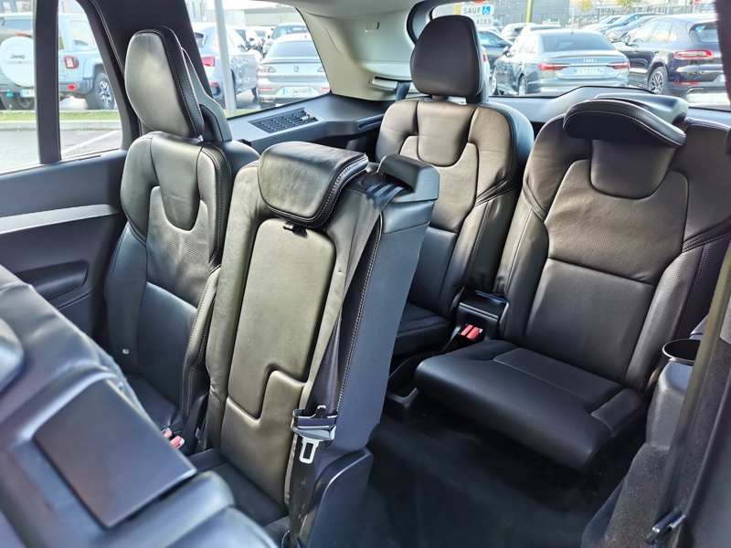 Image Volvo 䍘〹⠠〱㈮㄰ⴴ⤾ Inscription Luxe AWD D5 235 ch BVA8 7 places Siège électrique à mémoire chauffant Toit ouvrant Camér