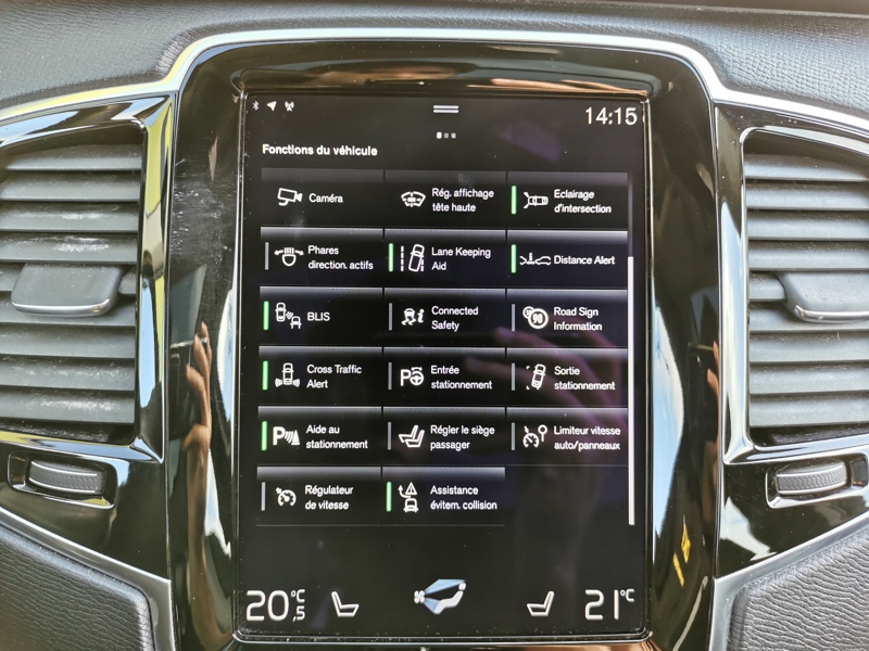 Image Volvo 䍘〹⠠〱㈮㄰ⴴ⤾ Inscription Luxe AWD D5 235 ch BVA8 7 places Siège électrique à mémoire chauffant Toit ouvrant Camér