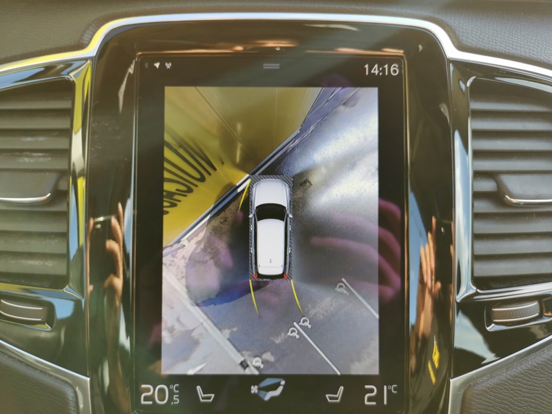 Image Volvo 䍘〹⠠〱㈮㄰ⴴ⤾ Inscription Luxe AWD D5 235 ch BVA8 7 places Siège électrique à mémoire chauffant Toit ouvrant Camér