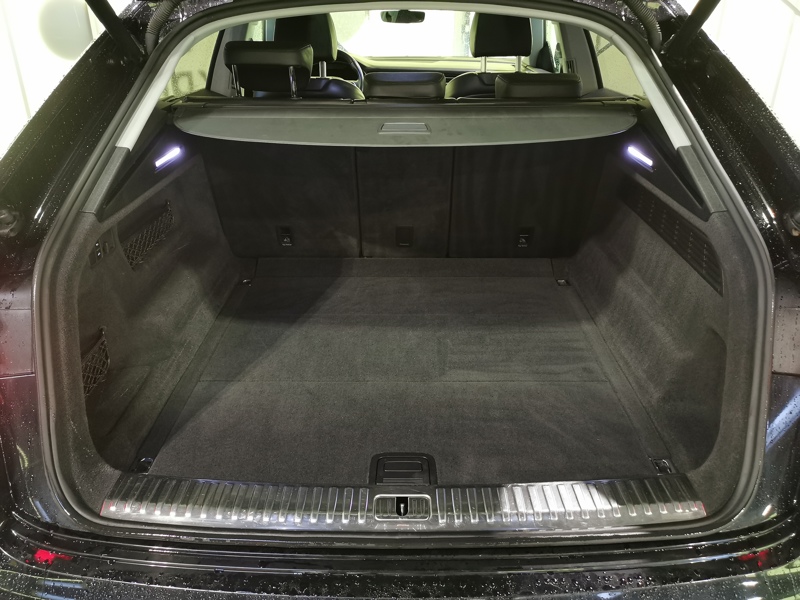 Image Audi 㡑⠠䴴⥎〨⸷〲㠱㸭) 50 TDI quattro 286 ch S line  Siège électrique à mémoire chauffant/ventilé Coffre élctrique Clim 4zo