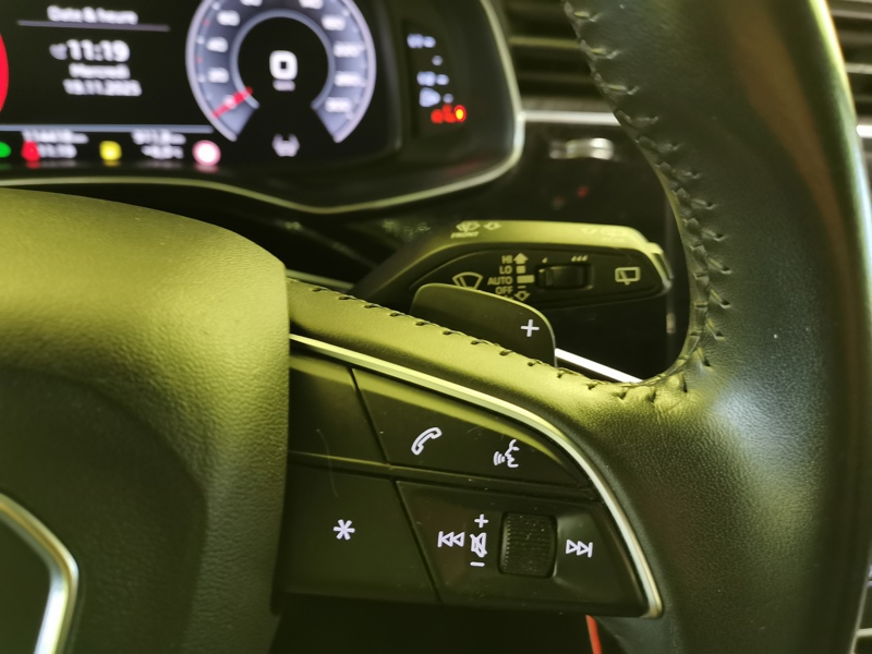 Image Audi 㡑⠠䴴⥎〨⸷〲㠱㸭) 50 TDI quattro 286 ch S line  Siège électrique à mémoire chauffant/ventilé Coffre élctrique Clim 4zo