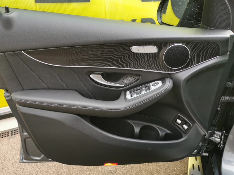 Image Mercedes-Benz 䱇⁃潃灵É 250 d 4MATIC Coupé Sportline Siège électrique chauffant Coffre électrique Attelage 360 Caméra Toit o