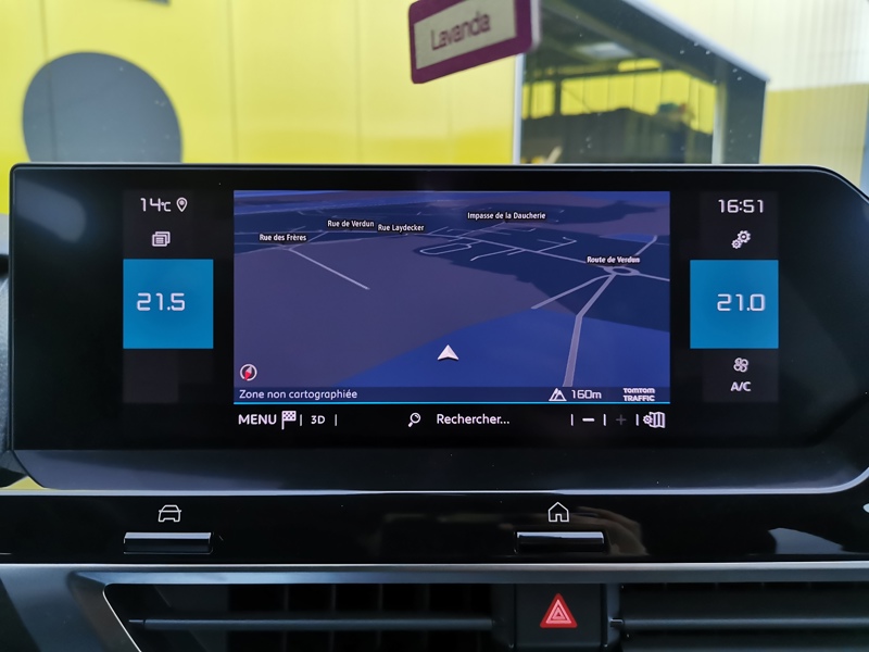 Image Citroën 㑃䈠牥楬敮⠠㤰㈮㈰ⴰ⤾ C-Series 1.2 130 ch BVA8 Caméra Affichage tete haute Bluetooth Gps Clim Bi-zone Régulateur/Limiteur 