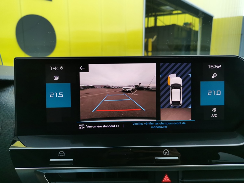 Image Citroën 㑃䈠牥楬敮⠠㤰㈮㈰ⴰ⤾ C-Series 1.2 130 ch BVA8 Caméra Affichage tete haute Bluetooth Gps Clim Bi-zone Régulateur/Limiteur 