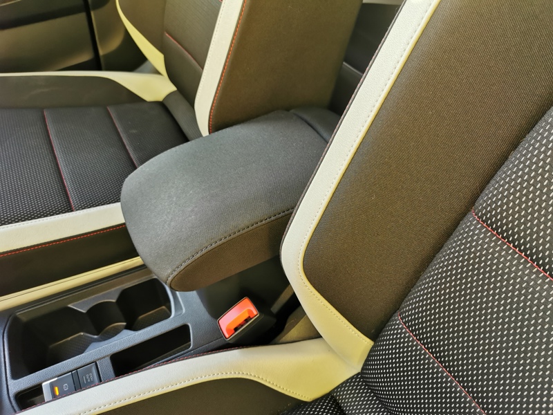 Image Volkswagen T-ROC Carat 1.5 TSI 150 ch  Siège chauffant Radar de stationnement Clim Bi-zone Gps Bluetooth  