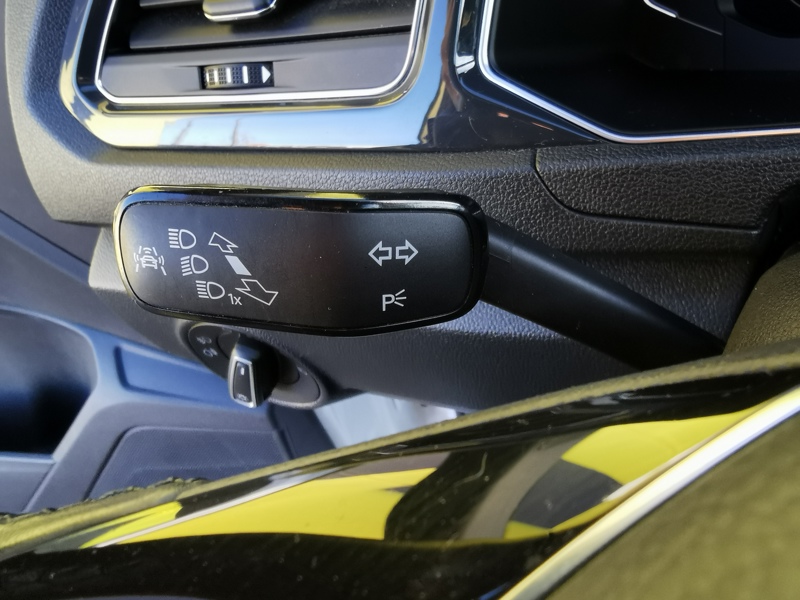 Image Volkswagen T-ROC Carat 1.5 TSI 150 ch  Siège chauffant Radar de stationnement Clim Bi-zone Gps Bluetooth  