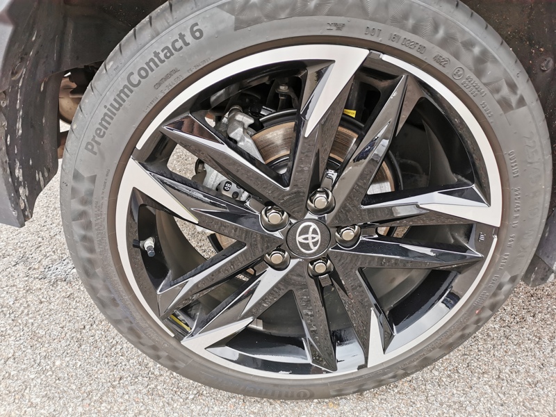 Image Toyota ⵃ剈⠠ㅘ⤰ㄨ⸰〲㘱㸭) Hybrid Collection 1.8 122 ch GR Sport E-CVT Siège électrique chauffant Volant chauffant Caméra Bluet