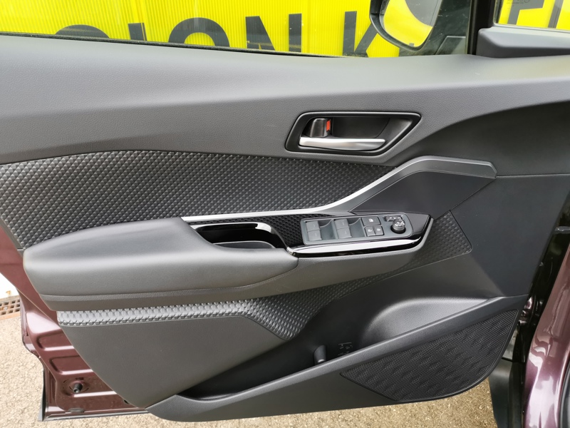 Image Toyota ⵃ剈⠠ㅘ⤰ㄨ⸰〲㘱㸭) Hybrid Collection 1.8 122 ch GR Sport E-CVT Siège électrique chauffant Volant chauffant Caméra Bluet