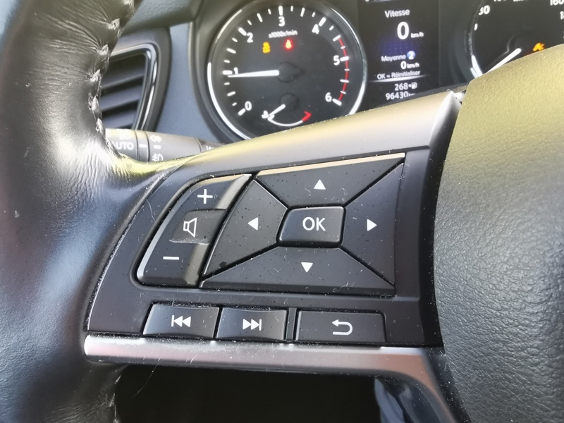 Image Nissan X-TRAIL Tekna 1.7 DCI 150 ch 4X2 7 Places  Siège + Volant chauffant Caméra 360 Coffre électrique Toit ouvran