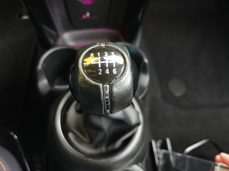 Image MINI MINI 3-PT. One 1.5 102 ch BVM6 Gps Bluetooth Clim Bi-zone Radar de stationnement Feux auto Régulateur/Limiteur 