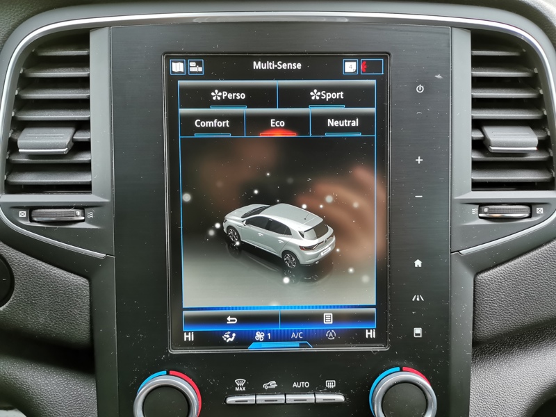 Image Renault MEGANE IV BERLINE 5 PTES. Intens 1.2 TCE 130 ch BVM6 Caméra Régulateur/Limiteur GPS Bluetooth Feux auto  