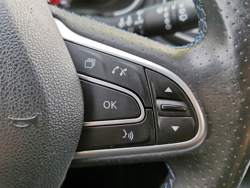 Image Renault MEGANE IV BERLINE 5 PTES. Intens 1.2 TCE 130 ch BVM6 Caméra Régulateur/Limiteur GPS Bluetooth Feux auto  