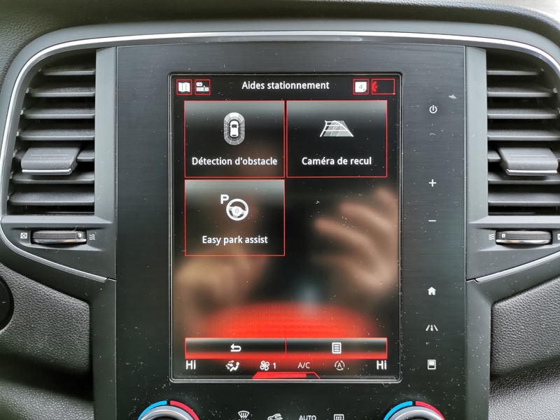 Image Renault MEGANE IV BERLINE 5 PTES. Intens 1.2 TCE 130 ch BVM6 Caméra Régulateur/Limiteur GPS Bluetooth Feux auto  