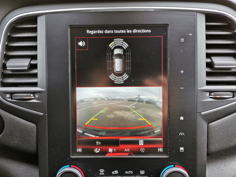 Image Renault MEGANE IV BERLINE 5 PTES. Intens 1.2 TCE 130 ch BVM6 Caméra Régulateur/Limiteur GPS Bluetooth Feux auto  