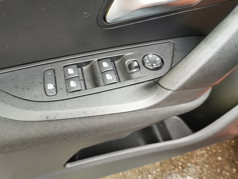 Image Peugeot 2008 Active 1.5 BlueHDI 110 ch BVM6 Régulateur/Limiteur Clim Bluetooth Apple Carplay Caméra Android auto 