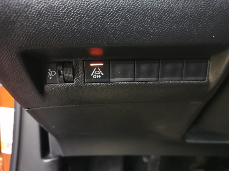 Image Peugeot 2008 Active 1.5 BlueHDI 110 ch BVM6 Régulateur/Limiteur Clim Bluetooth Apple Carplay Caméra Android auto 