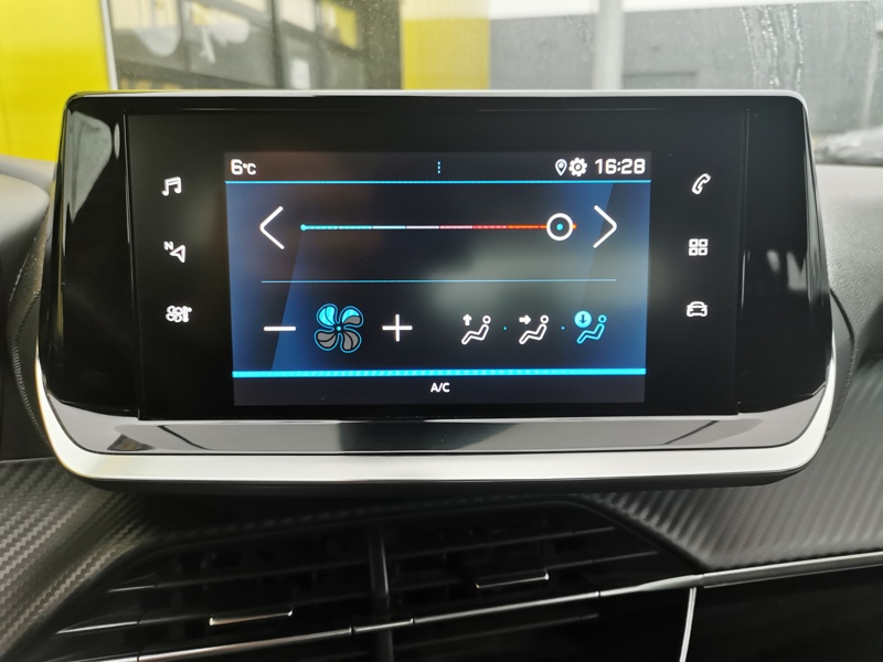 Image Peugeot 2008 Active 1.5 BlueHDI 110 ch BVM6 Régulateur/Limiteur Clim Bluetooth Apple Carplay Caméra Android auto 