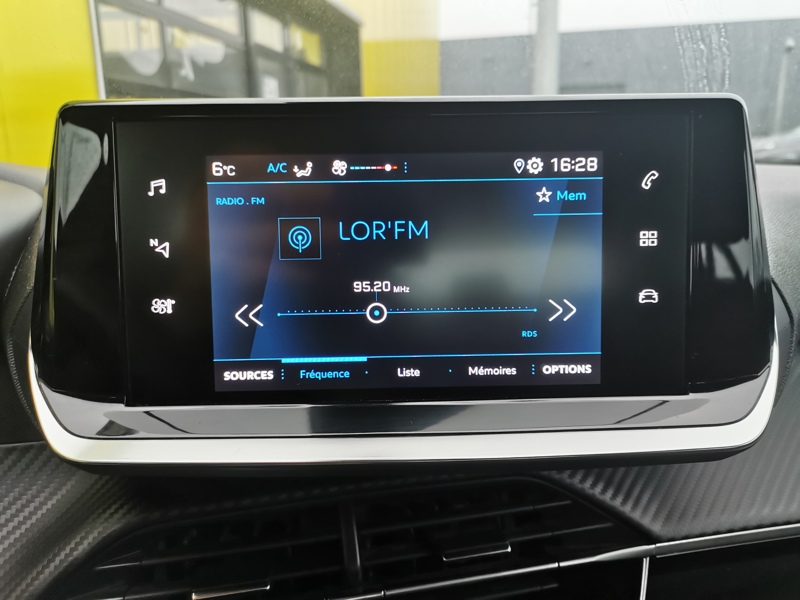 Image Peugeot 2008 Active 1.5 BlueHDI 110 ch BVM6 Régulateur/Limiteur Clim Bluetooth Apple Carplay Caméra Android auto 